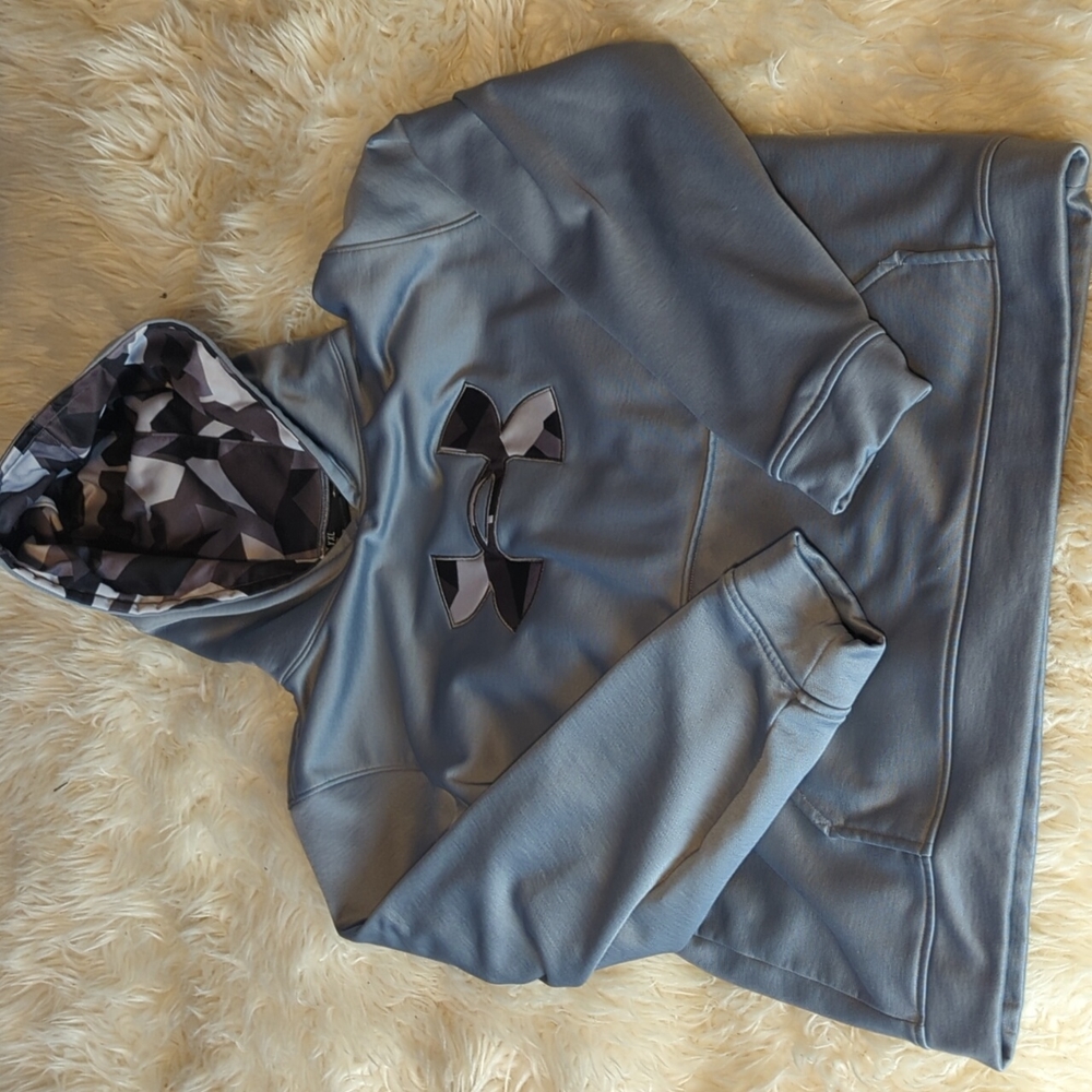 Under Armour UA Youth XL Hoodie